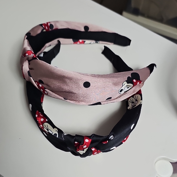 Set Of 2 Elegant Minnie Polka Dot Knotted Headbands - Black and Pink - Picture 7 of 7